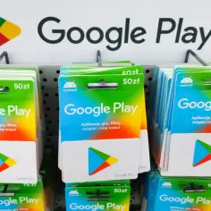 Jak pobrać aplikacje ze sklepu Google Play bez ryzyka i problemów
